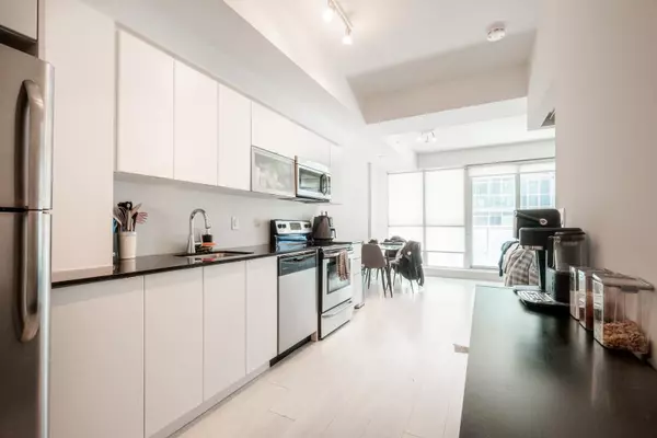 Toronto C01, ON M6K 3R5,150 East Liberty ST #605
