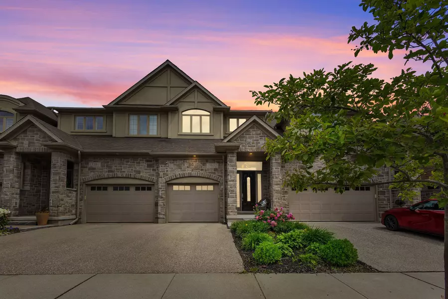 140 OAK PARK DR, Waterloo, ON N2K 0B3