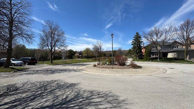 Richmond Hill, ON L4C 9H4,21 Kirkland CT