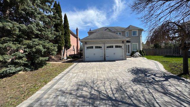 21 Kirkland CT, Richmond Hill, ON L4C 9H4