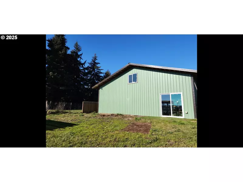37510 CRABTREE DR, Crabtree, OR 97335