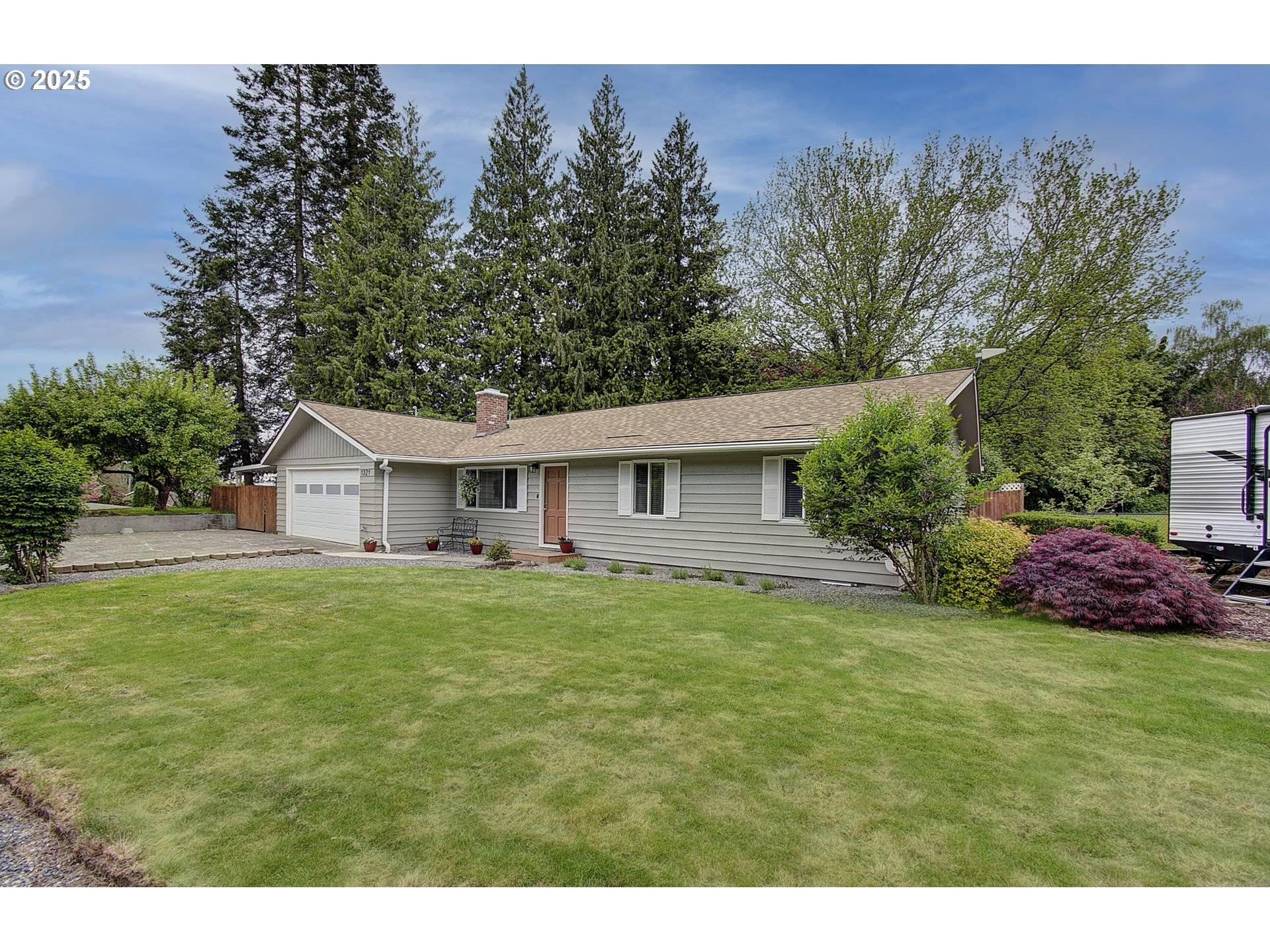 Camas, WA 98607,1321 NW MAPLE LN
