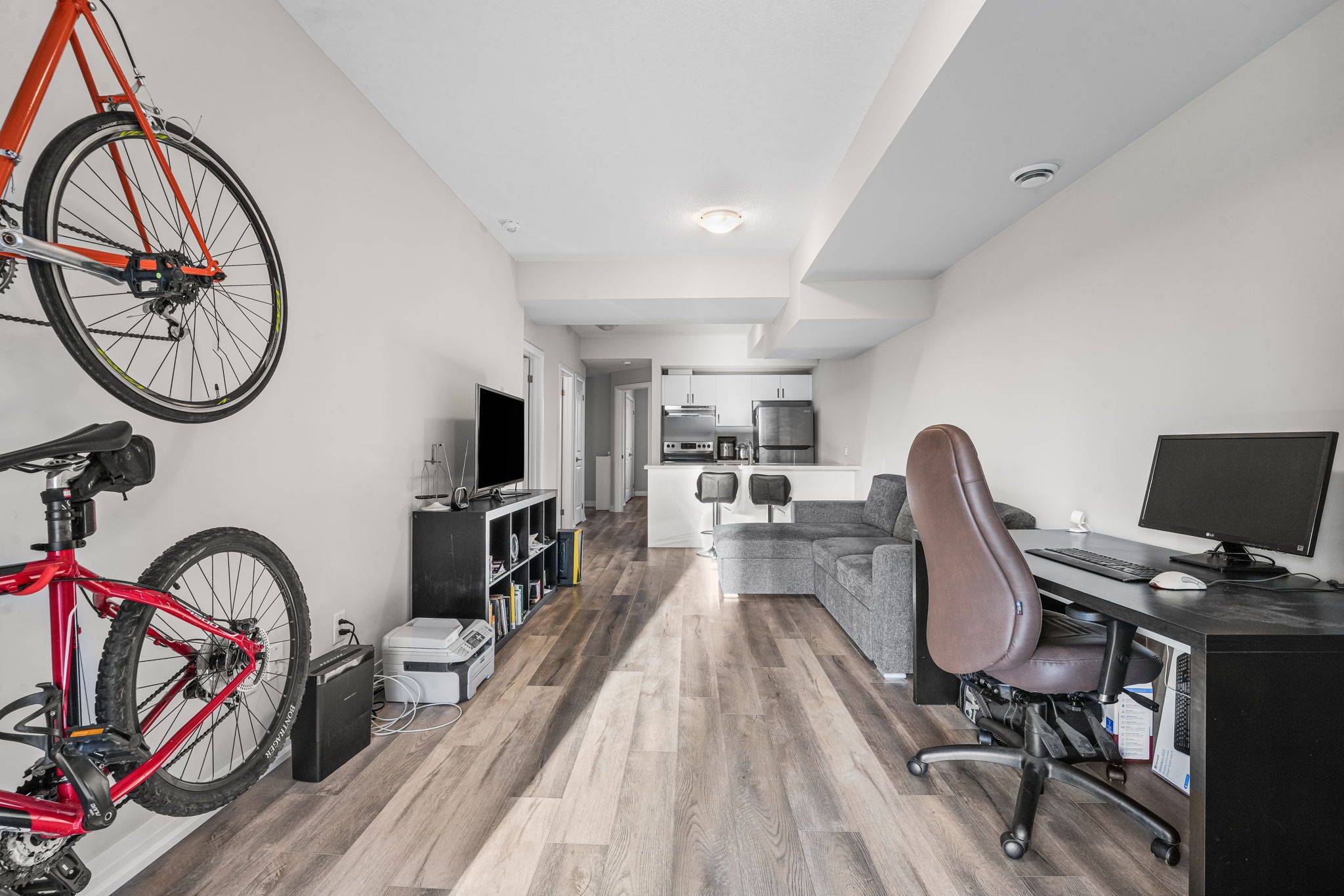 Niagara Falls, ON L2E 5J8,6705 Cropp ST #50