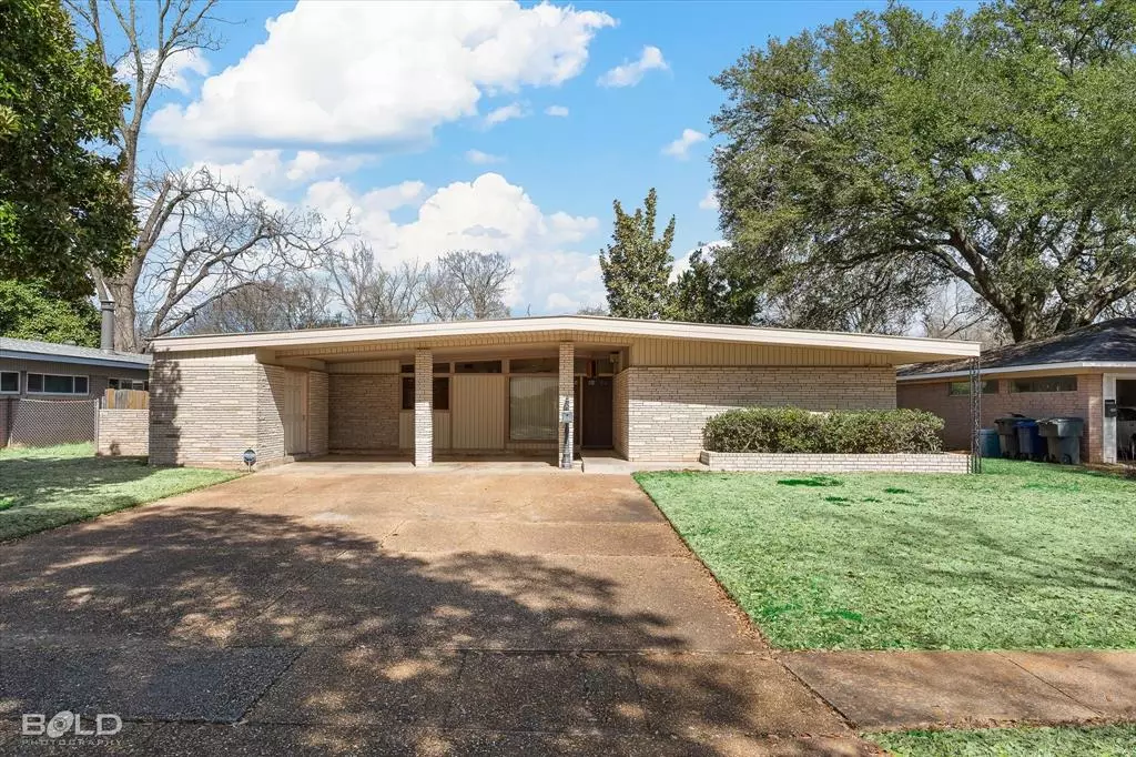 Shreveport, LA 71105,1923 Bayou Drive