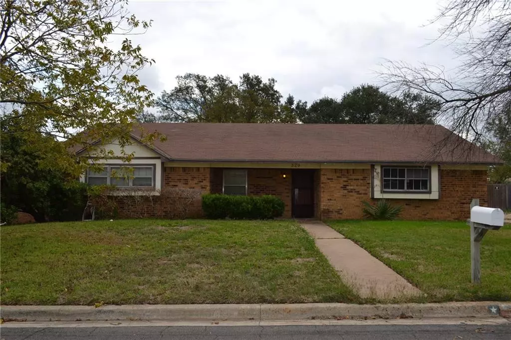 Hewitt, TX 76643,329 Oakwood Lane
