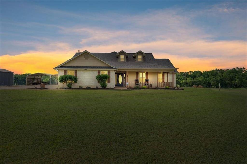 951 Lakeland Park Circle, Mart, TX 76664