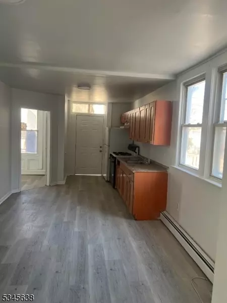 Paterson City, NJ 07522,36 N 8Th St