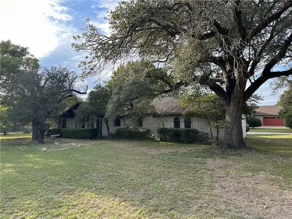 3501 Laguna Vista, Waco, TX 76708