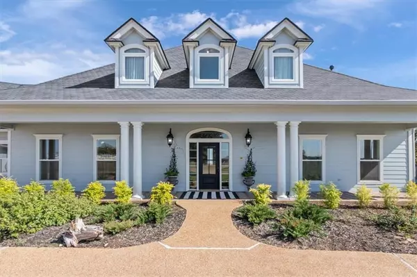 1347 Sundown Drive,  Woodway,  TX 76712