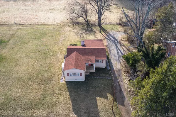 1183 Mountain View Heights RD, Big Island, VA 24526