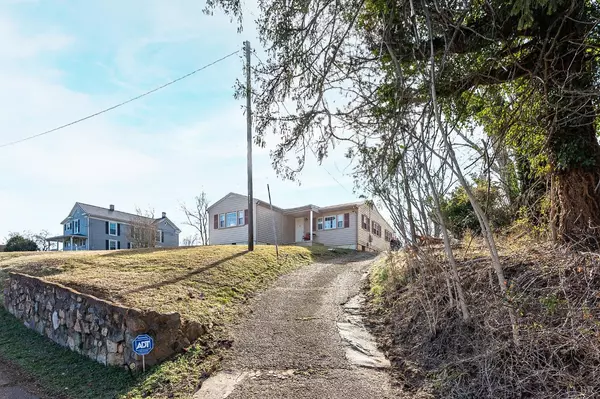 Big Island, VA 24526,1183 Mountain View Heights RD