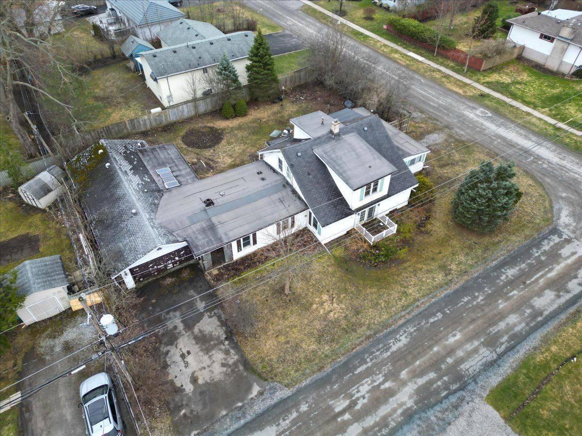 Fort Erie, ON L2A 5E7,470 Scott AVE
