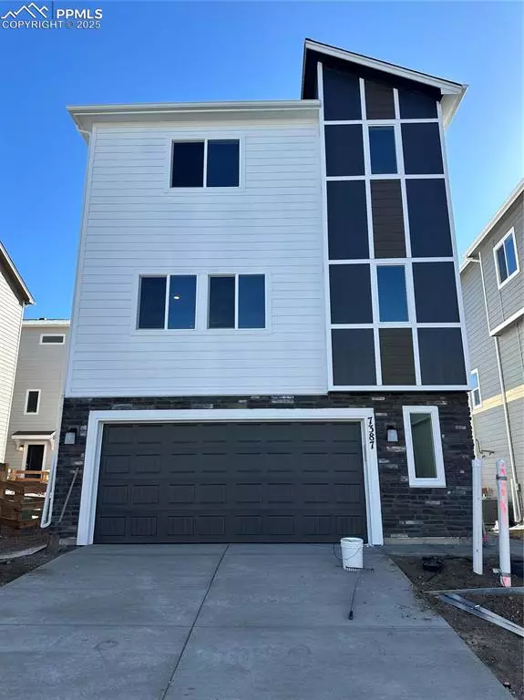 Colorado Springs, CO 80923,7387 Cornice PT