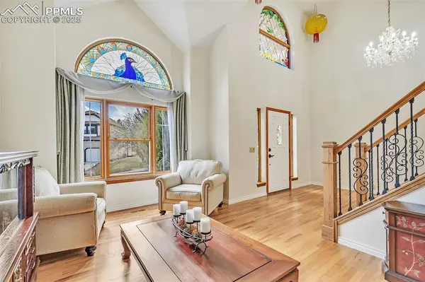 180 Odessa PL, Colorado Springs, CO 80906