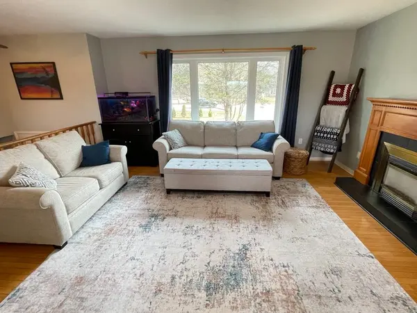 Springwater, ON L0L 1Y0,3966 Horseshoe Valley RD W