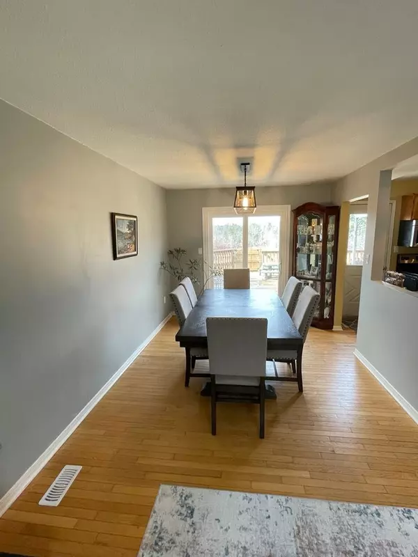 Springwater, ON L0L 1Y0,3966 Horseshoe Valley RD W