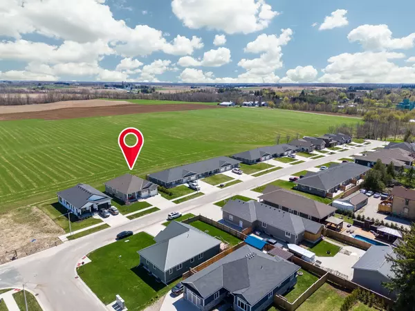 North Huron, ON N0M 1H0,714 Gloria ST