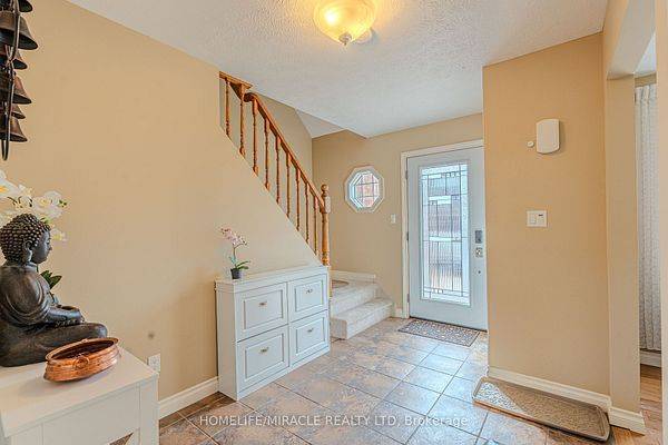 Owen Sound, ON N4K 6P3,880 27th ST E