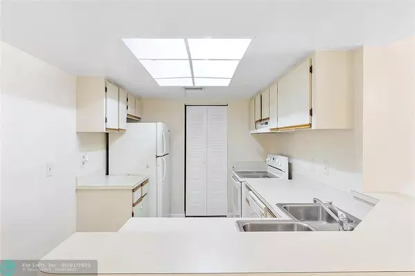 Coral Springs, FL 33071,9188 W Atlantic Blvd #1513