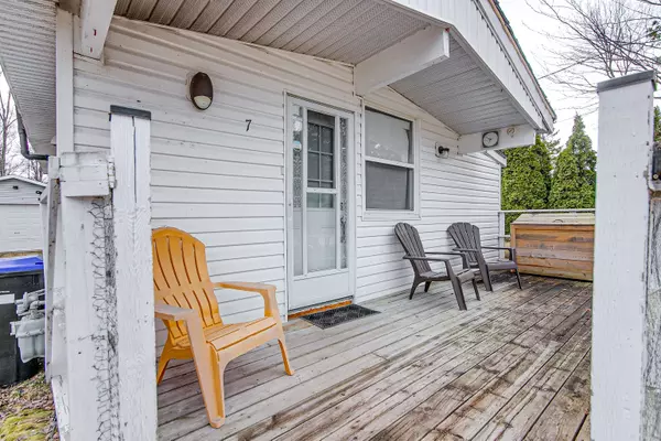 Wasaga Beach, ON L9Z 1V9,7 60th ST S
