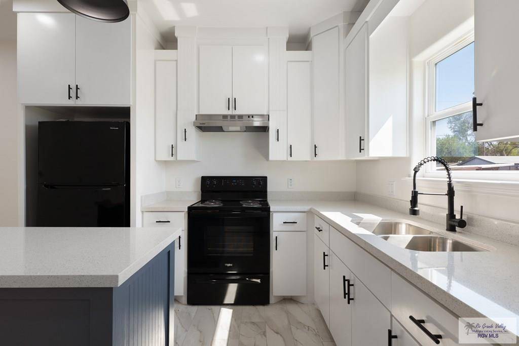 La Feria, TX 78559,300 CUB CIR