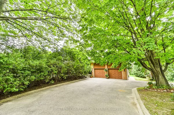 Richmond Hill, ON L4E 3M3,247 Harris AVE
