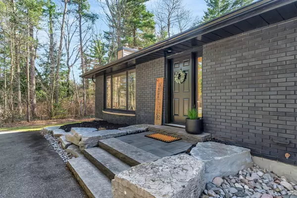 Quinte West, ON K0K 3E0,1317 Foxboro-Stirling RD