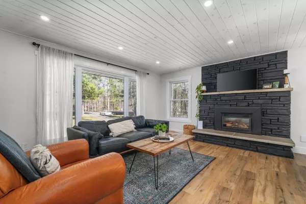 Quinte West, ON K0K 3E0,1317 Foxboro-Stirling RD