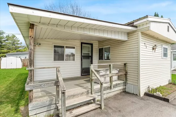 Quinte West, ON K8V 5P5,529 Old Hwy 2 HWY ##23