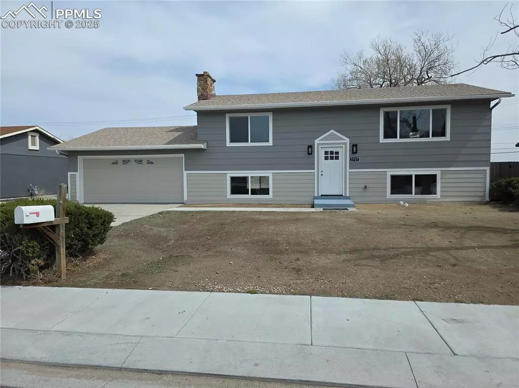 Colorado Springs, CO 80910,1717 Kodiak DR