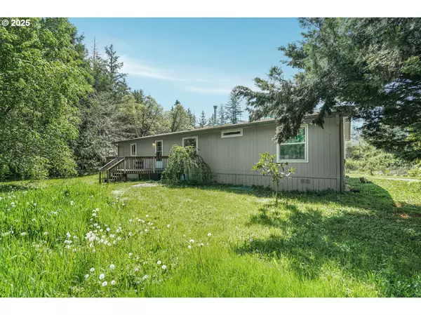 21818 S BAKERS FERRY RD, Oregon City, OR 97045