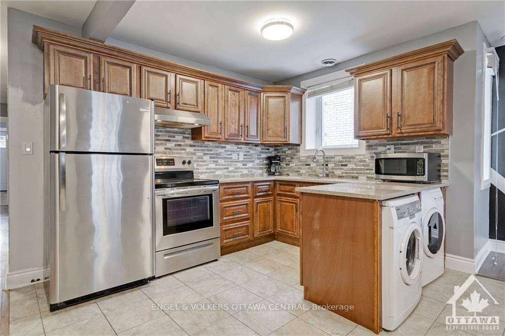 Lower Town - Sandy Hill, ON K1N 5Z4,462 Rideau ST #A