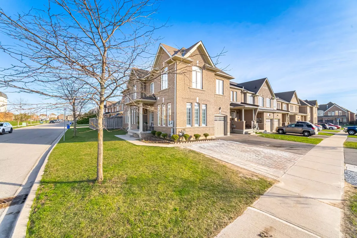 Milton, ON L9T 7H3,16 Mclaughlin Ave Bsmt AVE