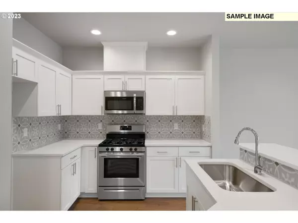 Happy Valley, OR 97086,11329 SE Pleasant Valley PKWY #460
