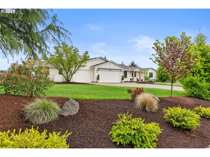 15000 NE LAWNVIEW CIR, Aurora, OR 97002