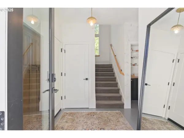 Eugene, OR 97405,601 LORANE HWY