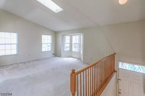 Franklin Twp., NJ 08823,25 Columbus Dr