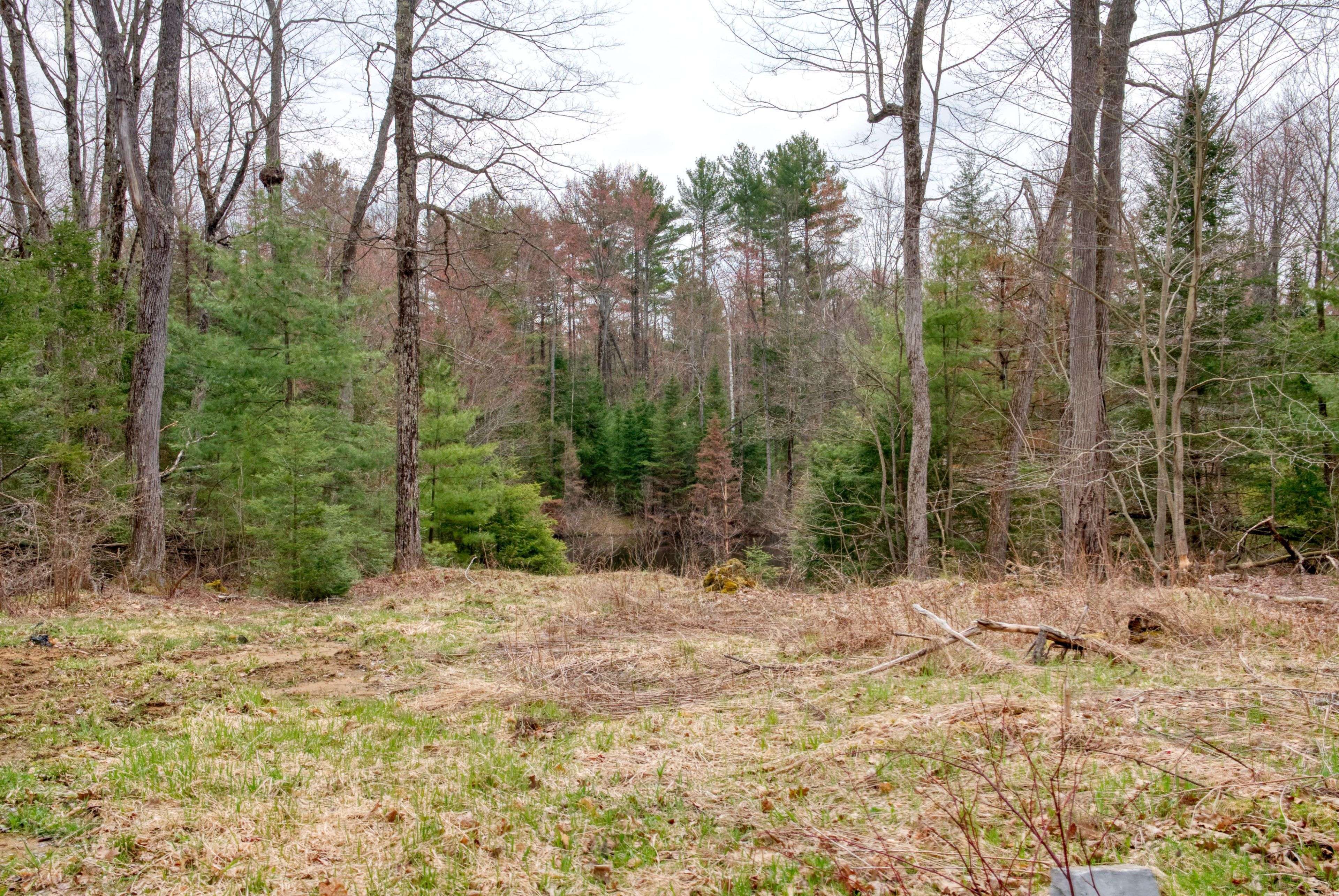 Frontenac, ON K0H 1B0,1801 Bordenwood RD N