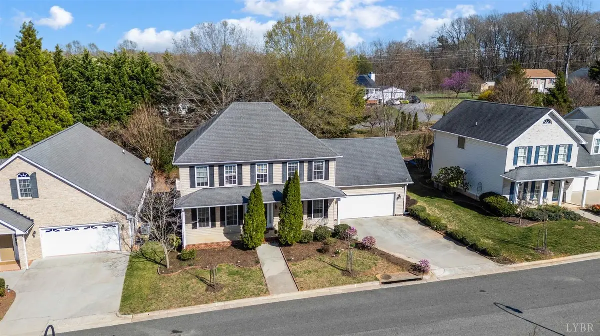 213 Duncraig DR, Lynchburg, VA 24502