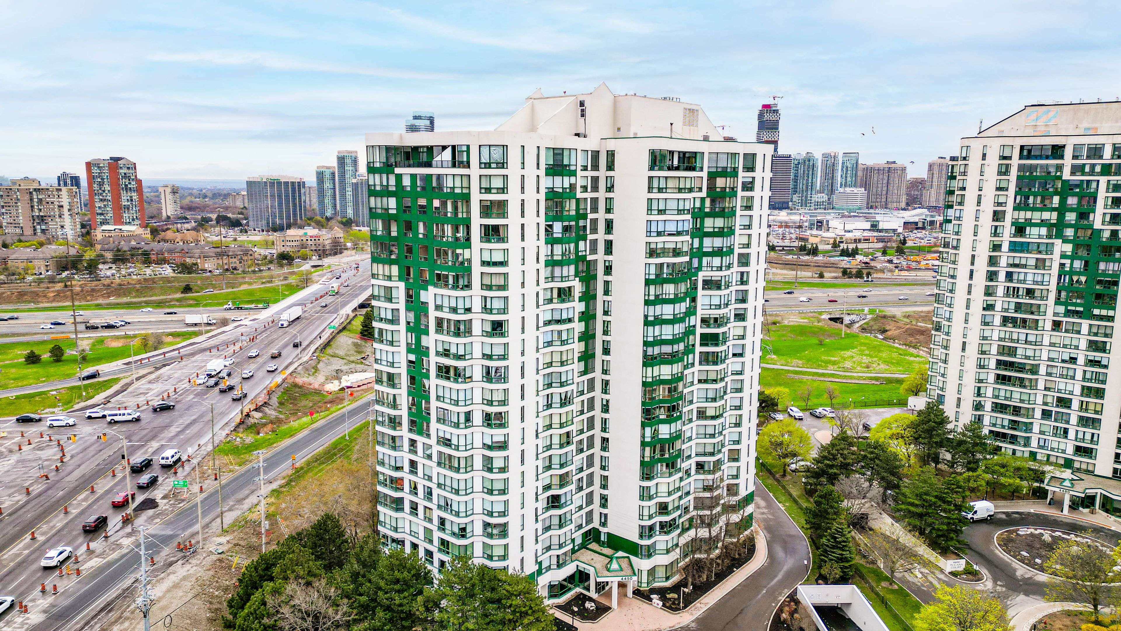 Mississauga, ON L5R 3R4,4450 Tucana CT #1003