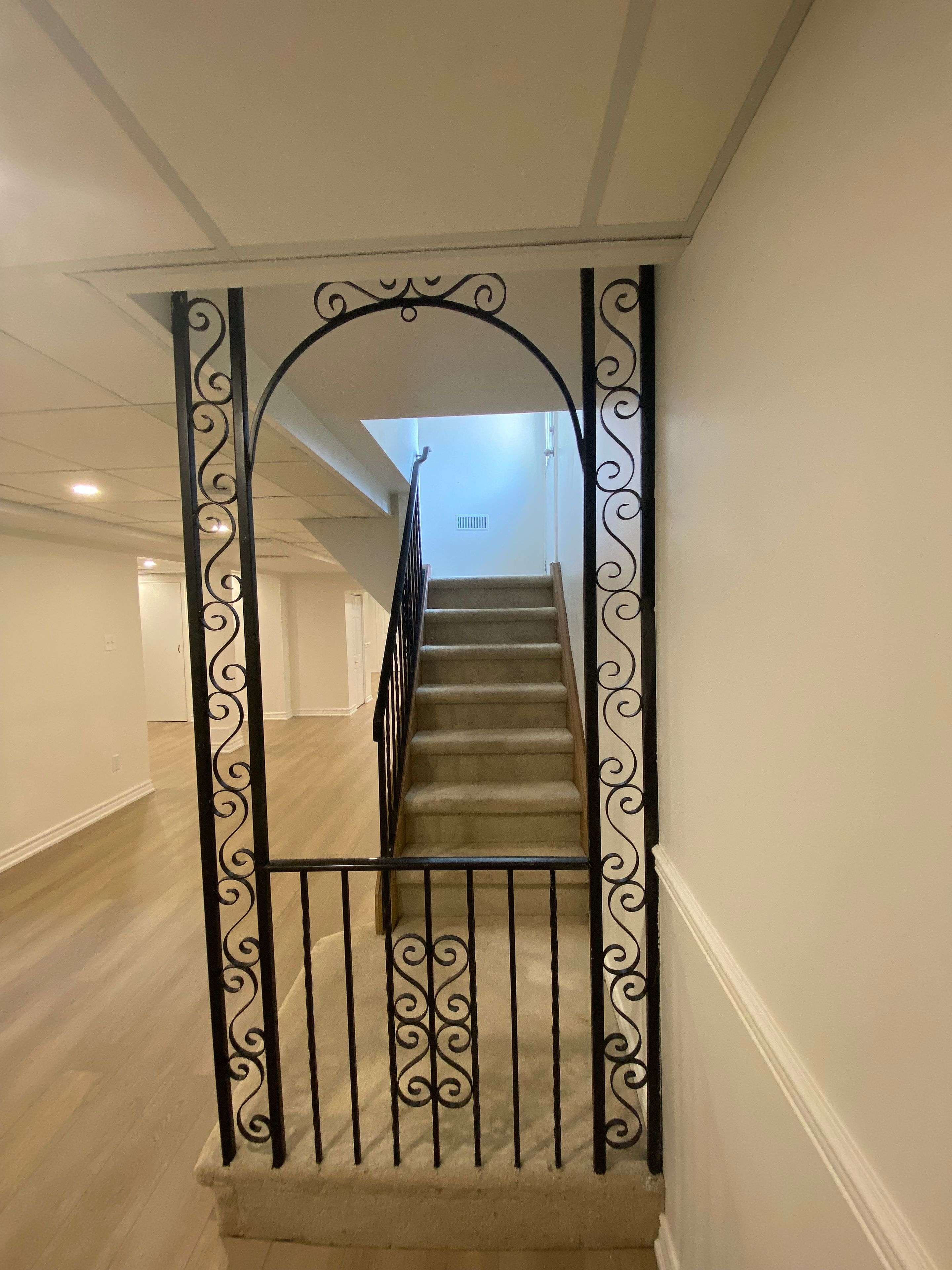 Toronto C07, ON M2R 2J4,8 Dallas RD #Basement