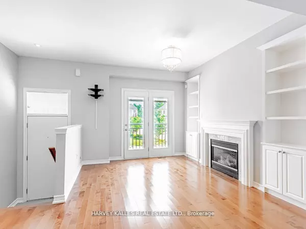 Richmond Hill, ON L4B 4V6,9133 Bayview AVE #TH 87