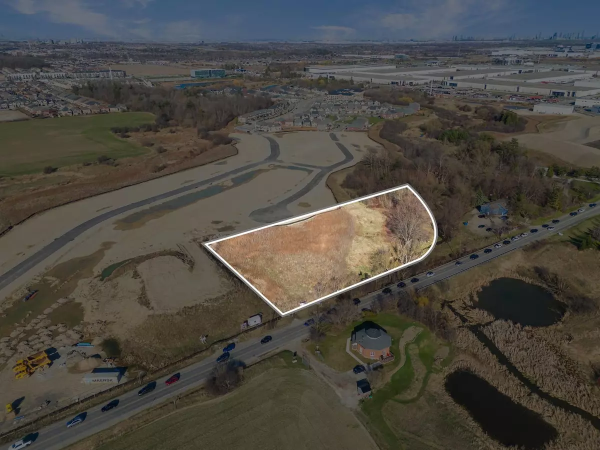 Brampton, ON L6Y 0E3,8273 Heritage RD