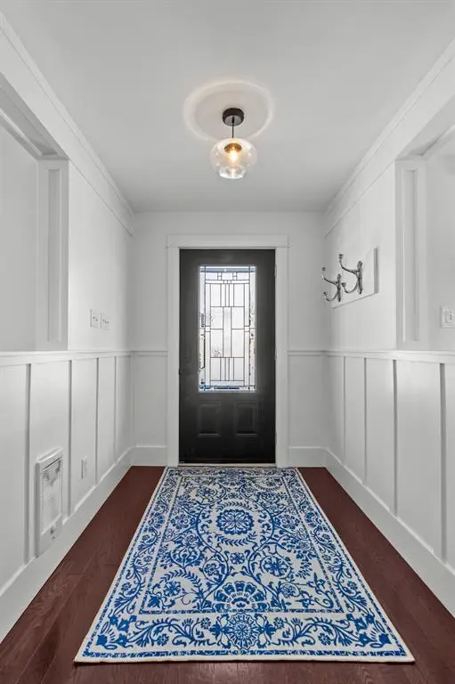 St. John's, NL A1B 2R8,30 Downing Street