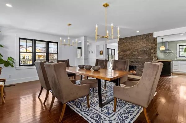 St. John's, NL A1B 2R8,30 Downing Street