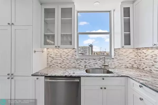 Pompano Beach, FL 33062,1010 S Ocean Blvd #1704