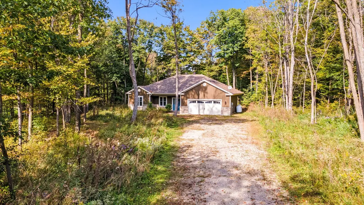 Rideau Lakes, ON K0G 1V0,4780 BRITON-HOUGHTON BAY RD #D