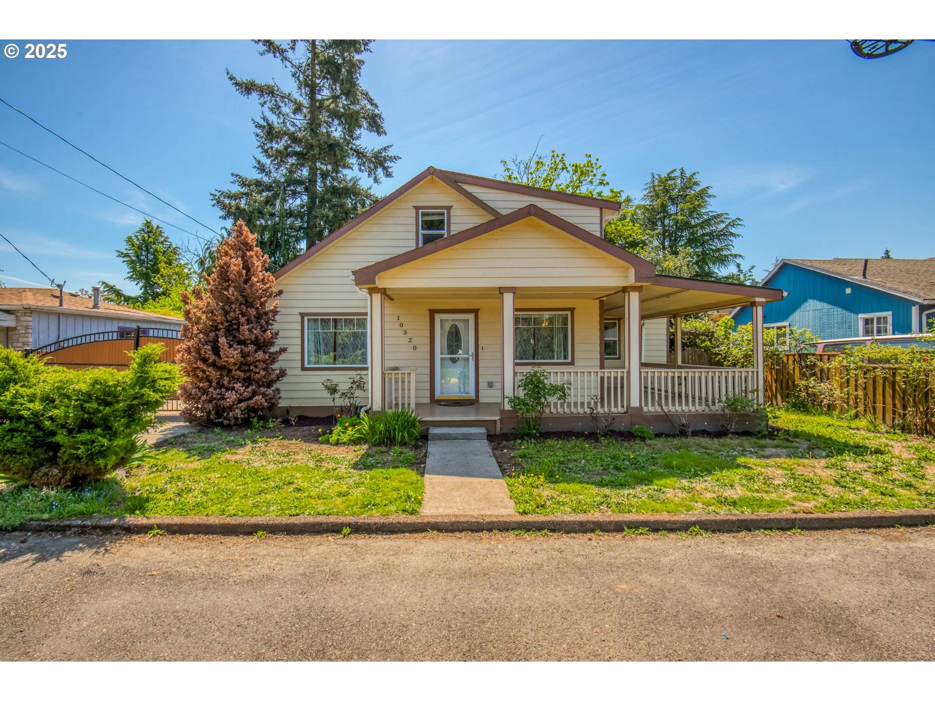 10320 SE MITCHELL ST, Portland, OR 97266