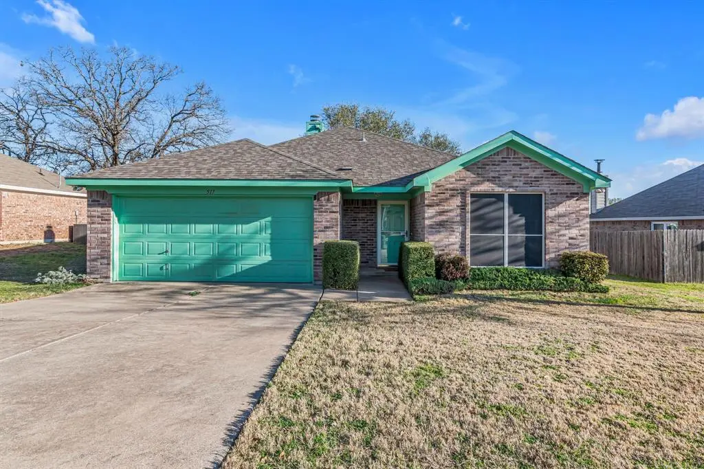 Azle, TX 76020,517 Logan Drive
