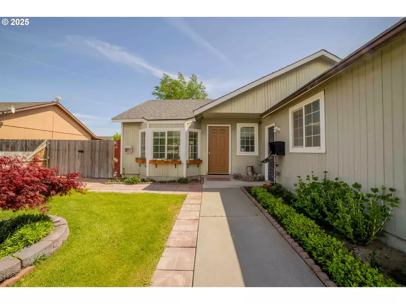 523 JUNIPER DR, Boardman, OR 97818